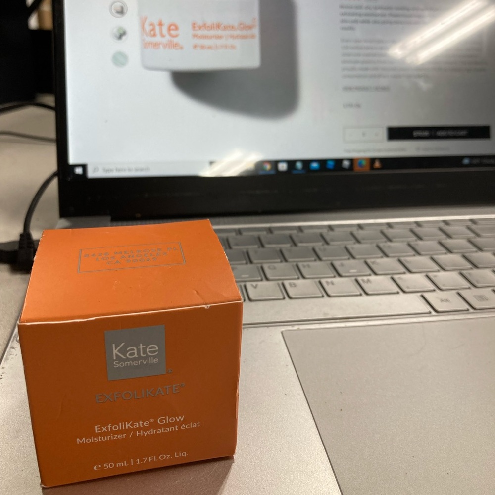 Brand New in Box Kate Somerville Exfolikate Glow Moisturizer Full Size 1.7 Oz ☔️